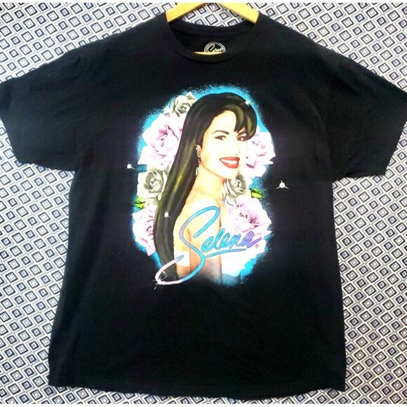 Selena Com Una Flor Black T-Shirt Men's Size XL NEW NWOT - Picture 1 of 13